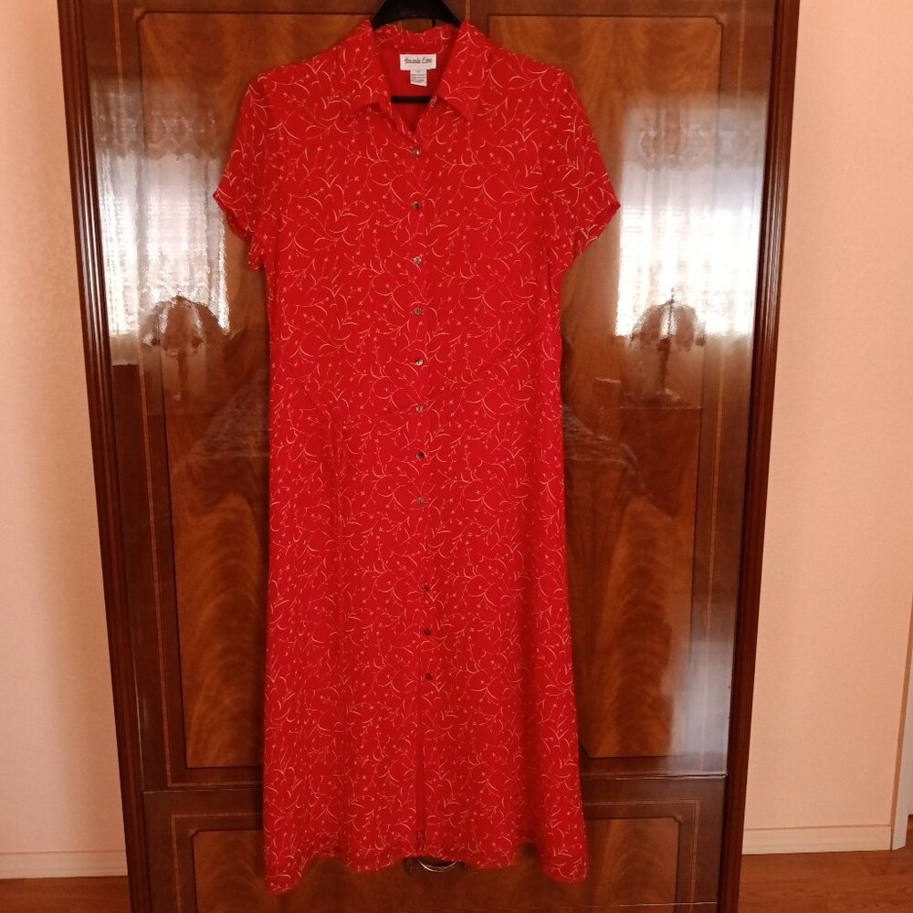 New 100% Silk Dress - Size 12P. Bust - 41 in, Length - 49 in.